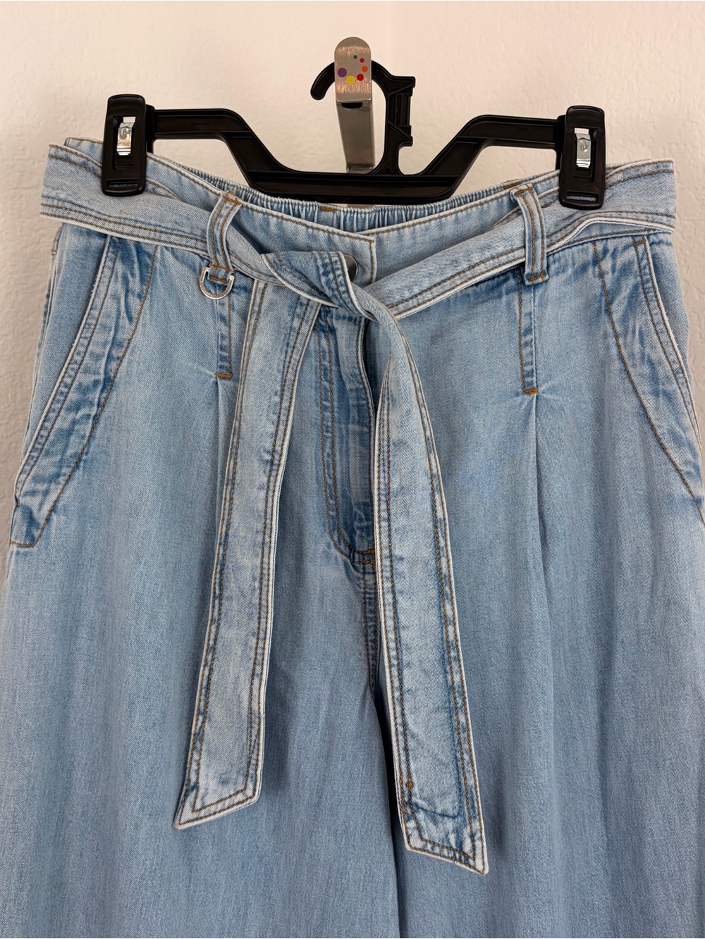 Loft Chambray Belted Wide Leg Pants - Picture 4 of 10
